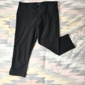 Nike Dry Fit Crop Leggings size L